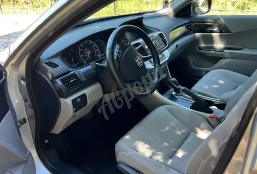 Honda Accord 9 - комфорт, динамика и надёжность в одном авто