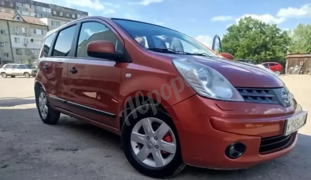 Nissan Note I 2008 года