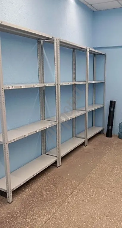 Аренда торгового помещения 25,7 м2 г. Макеевка, ул. Успенского 1(MOLOKO)