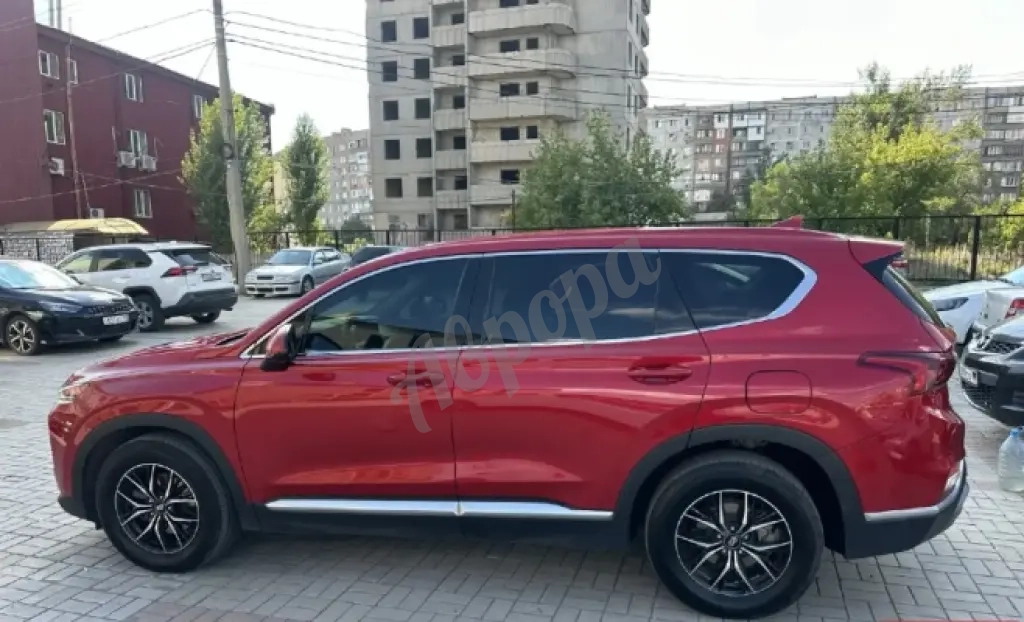 Продам свое авто Hyundai Santa Fe 2020 г
