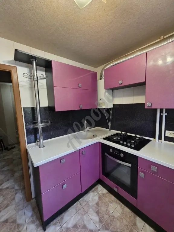 Продажа 2-комнатной квартиры в Калининском районе, Краснофлотская 108