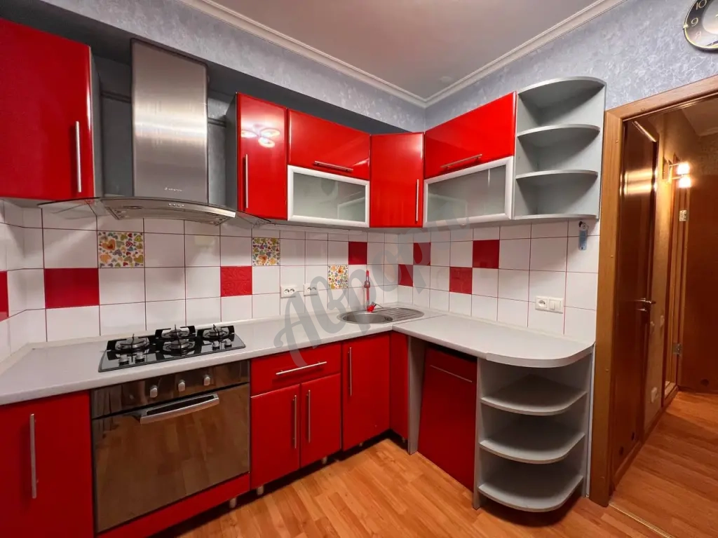 2х ком квартира с ремонтом и накопителем в центре