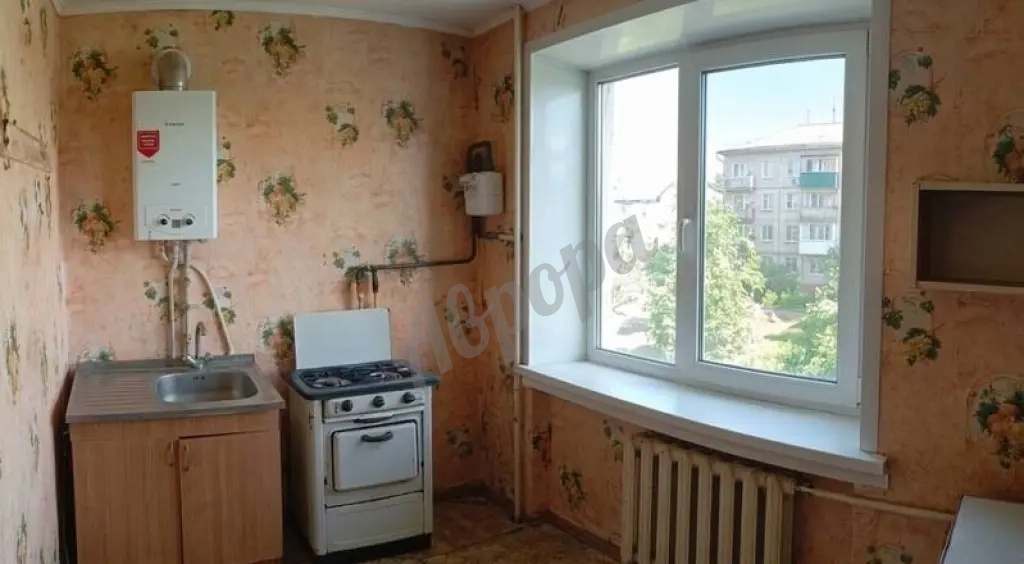 Продается 2-комнатная квартира 41кв.м в центре