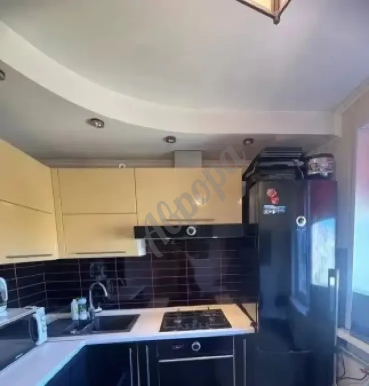 Продам 3-х комнатную квартиру в Центре Макеевки