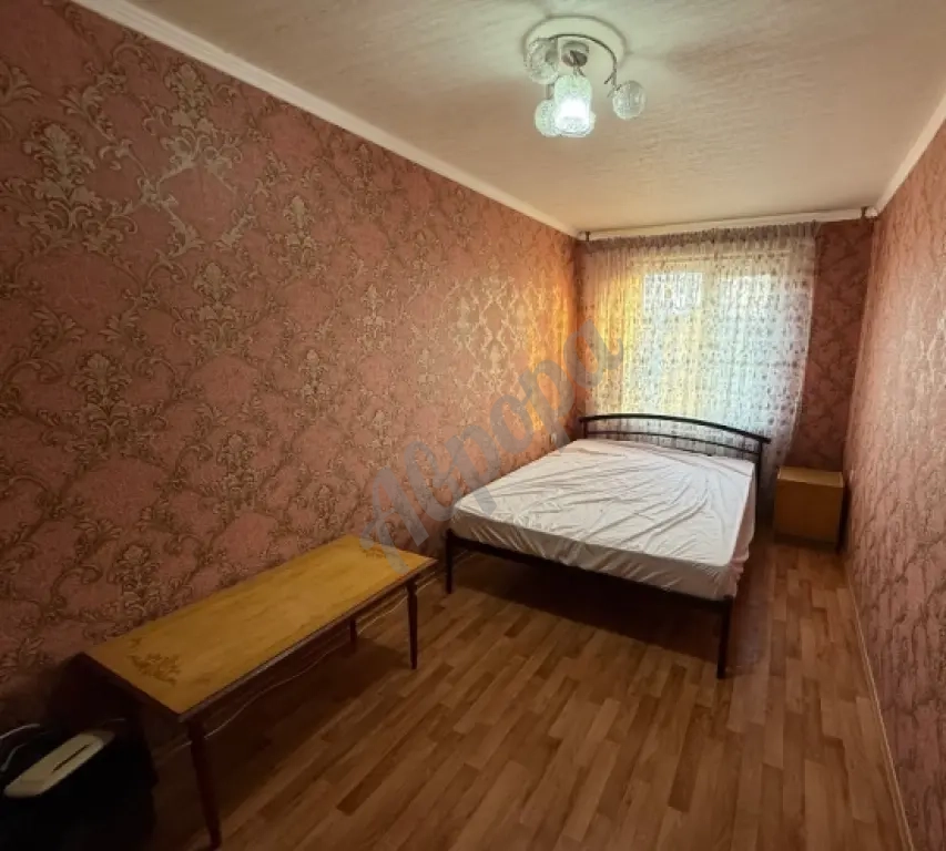 Сдам 2 комн.кв. с накопительным баком, 46 кв.м., 5/5 эт. - Макеевка, кв-л Железнодорожный