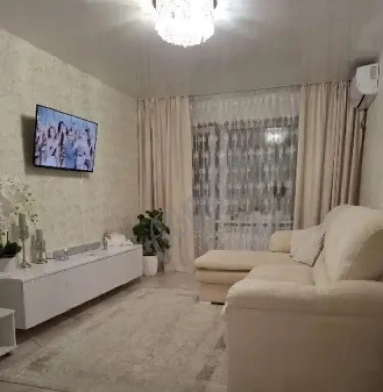 Продам 1 комнатную квартиру г. макеевка м-он зелёный
