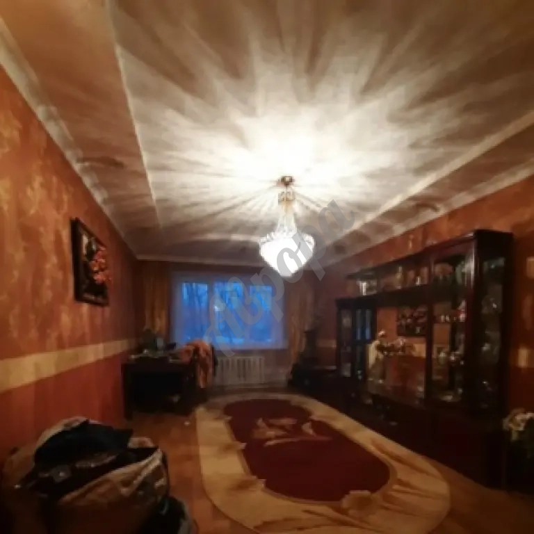 Продается 3-х комнатная квартира Макеевка, м-н Зеленый, (ориентир Мирный рынок)