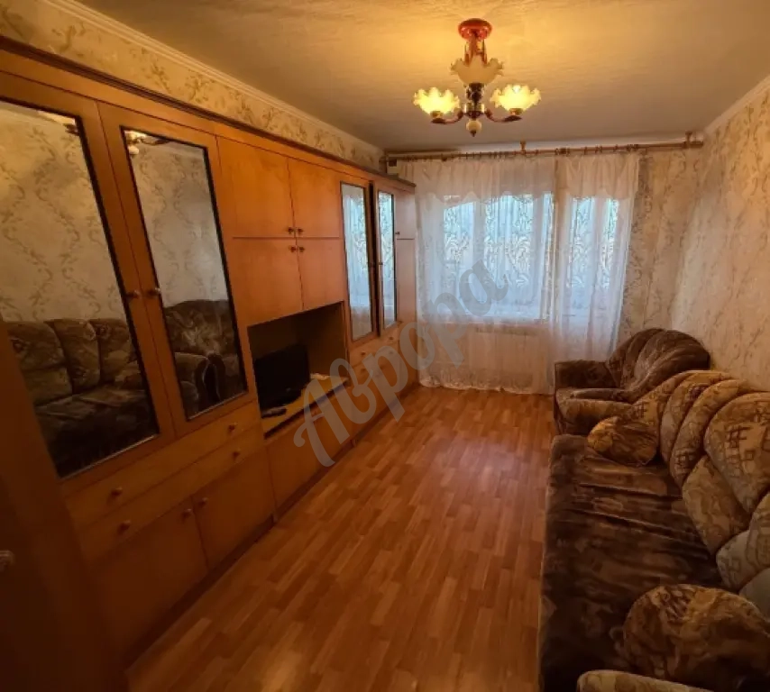 Сдам 2 комн.кв. с накопительным баком, 46 кв.м., 5/5 эт. - Макеевка, кв-л Железнодорожный