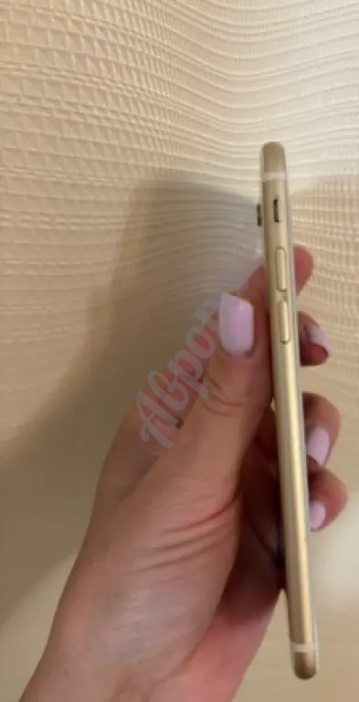 Продаю iPhone 6