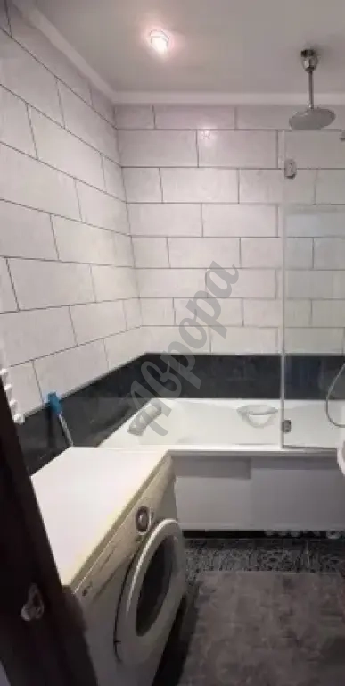 Продам 3-х комнатную квартиру в Центре Макеевки