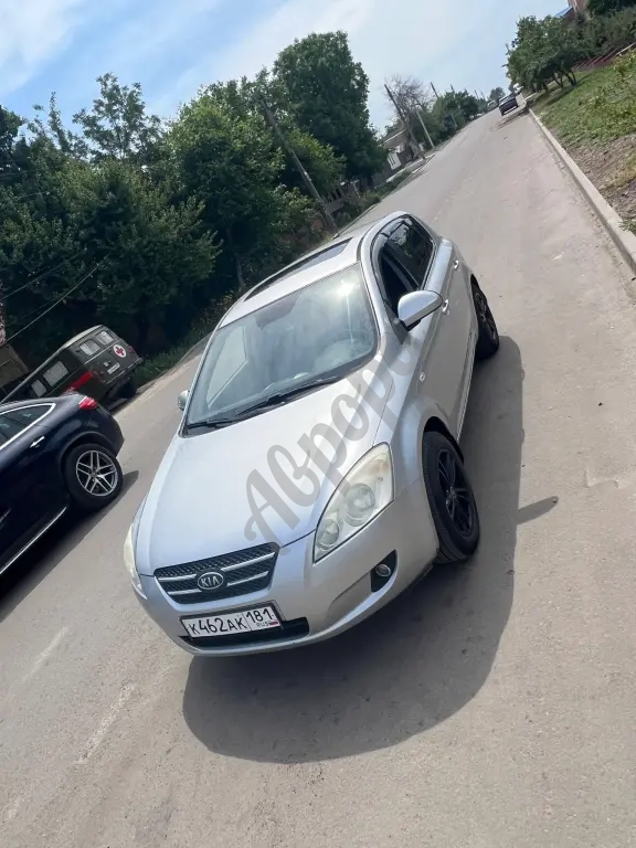 Продам машину в Луганске