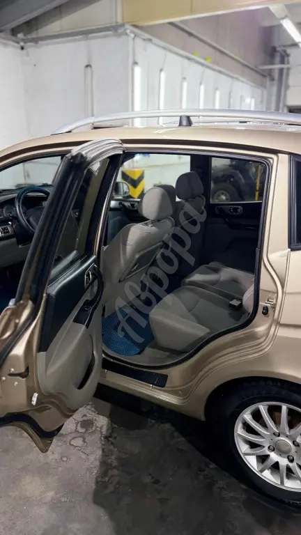 Продам автомобиль Chevrolet Rezzo